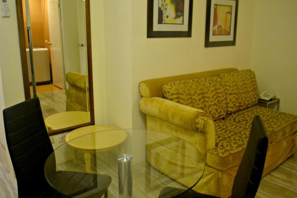 Avalu Residences Makati City Esterno foto